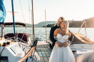 Sandra i Jakub – ślub glamour w Szklarni w Gołkowicach